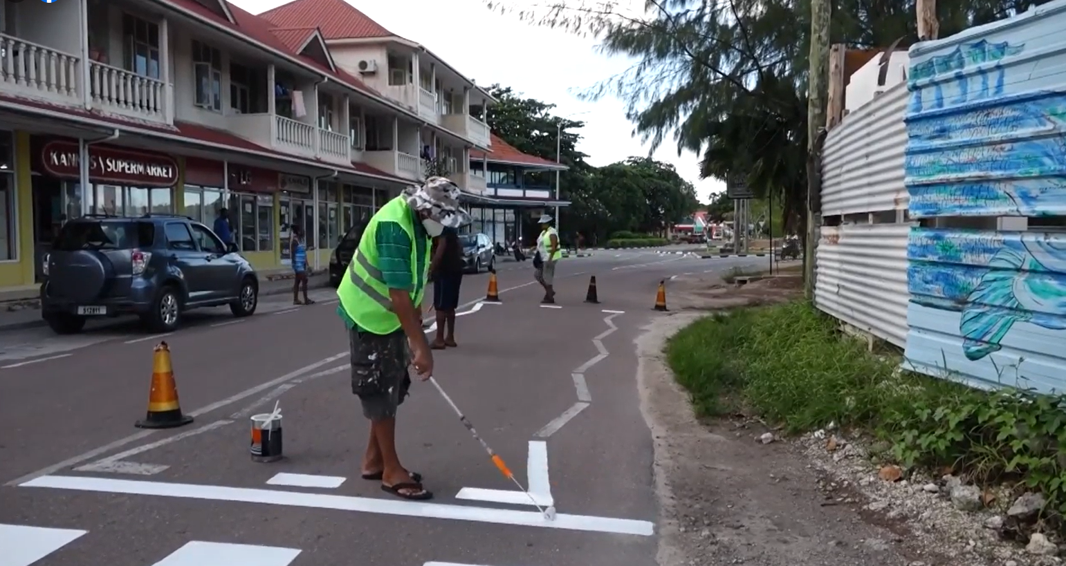 Nou vwar de metye lo Praslin ki pe benefisye bann zabitan.